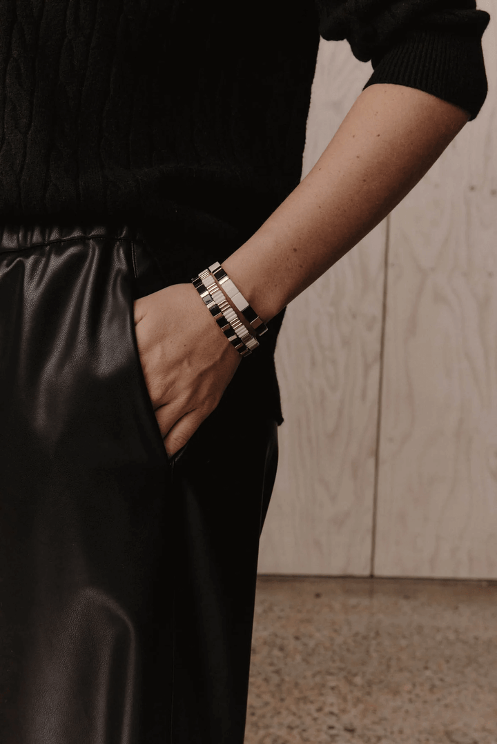 Eb & Ive -Santani Cuff Bracelet Ecru / Black