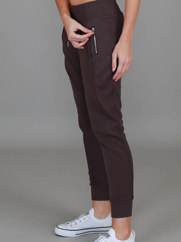 3rd Story - Byron Jogger Truffle