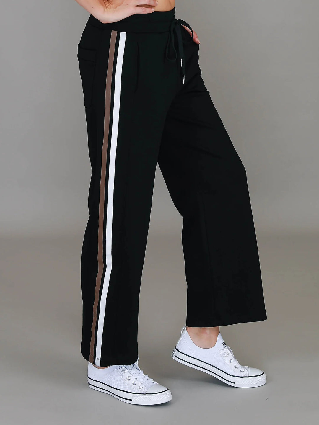 3rd Story - Di Straight Leg Sweatpants Black