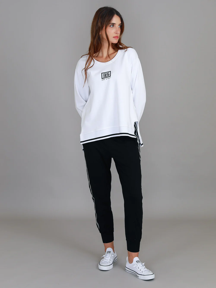 3rd Story - Lanna Logo Sweater White
