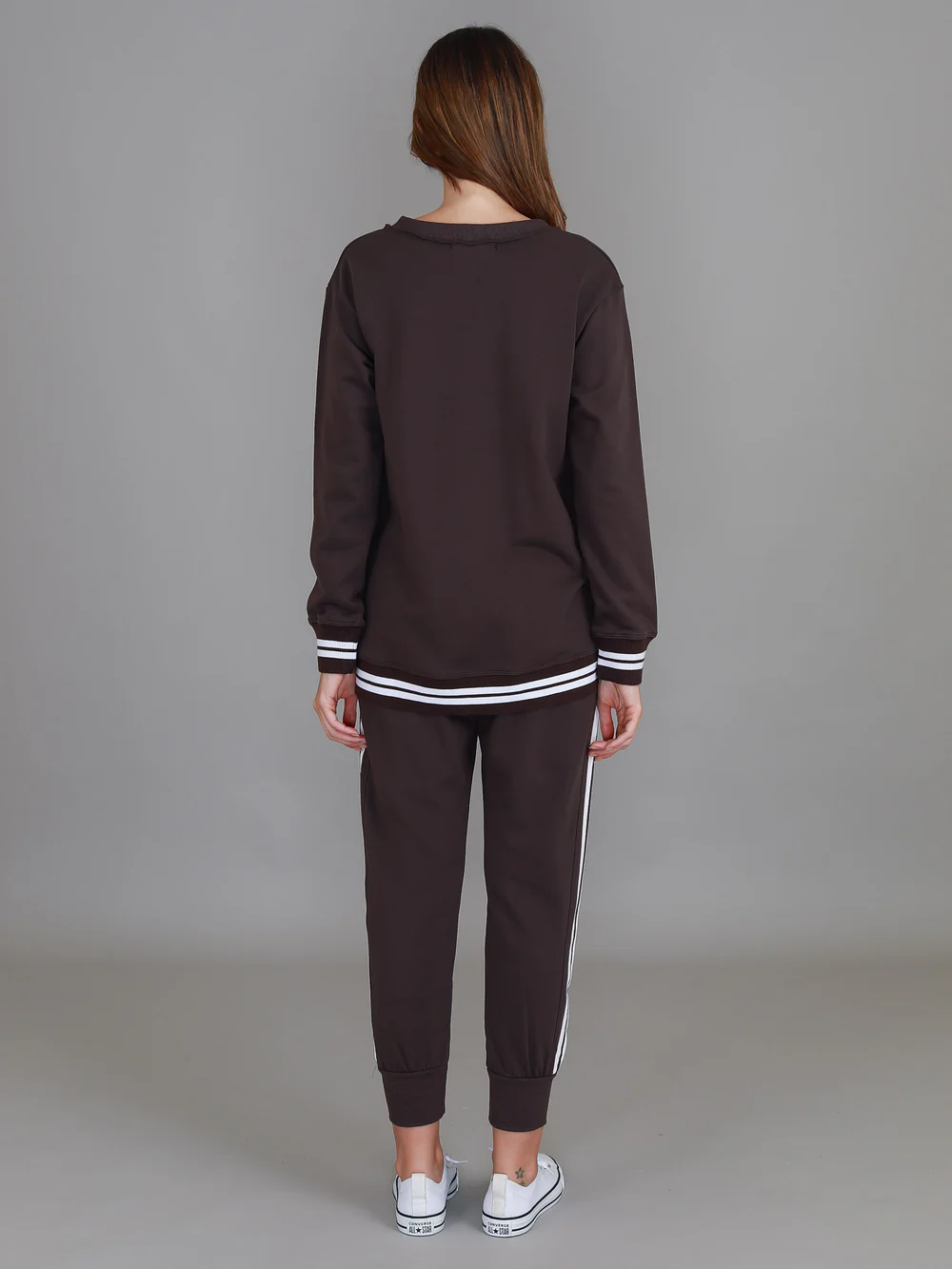 3rd Story - Pammy V-Neck Sweatshirt Truffle