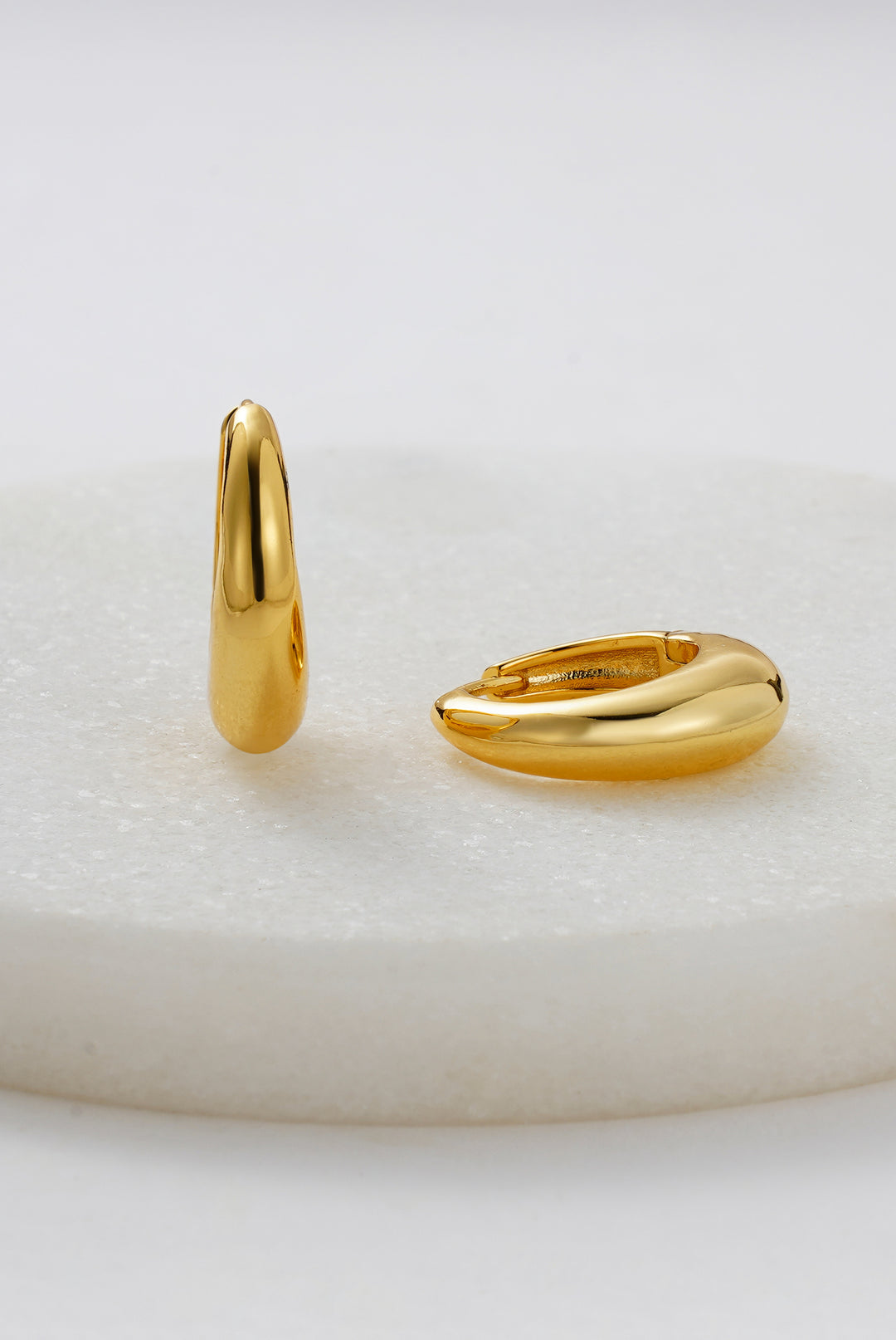Zafino - Cleo Medium Hoop Earrings Gold