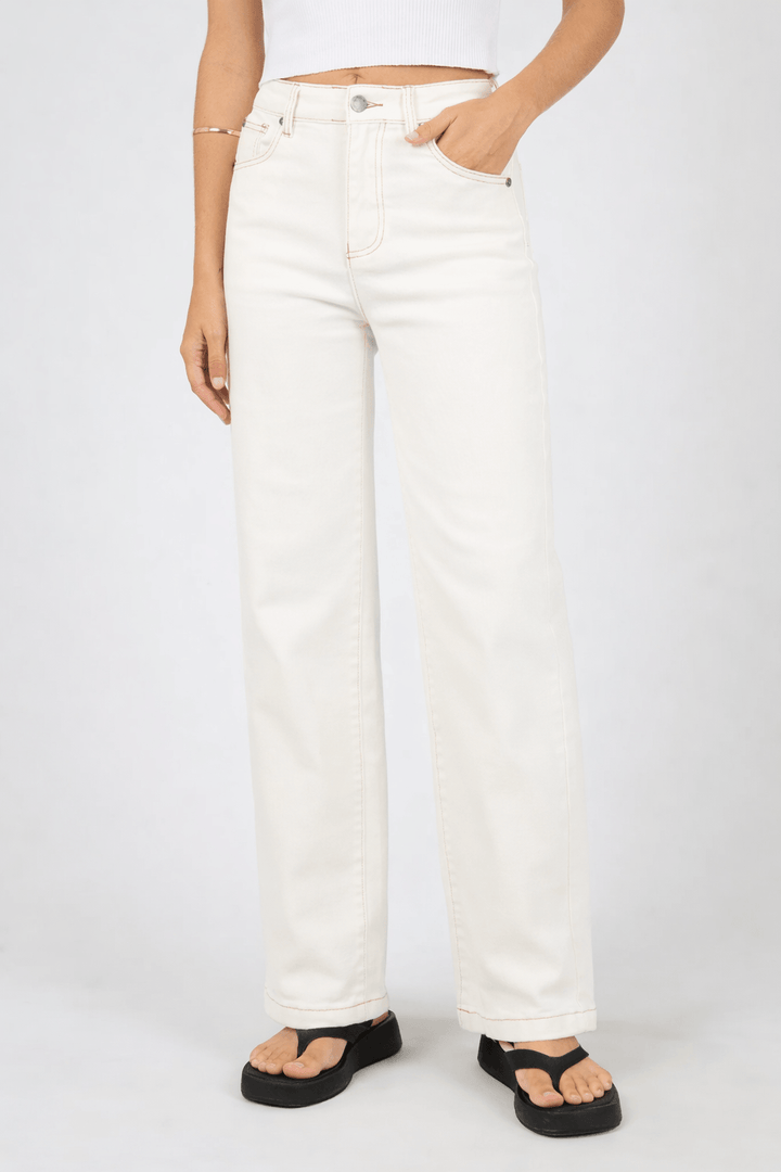 All About Eve - Jacqui Wide Leg Petite Denim Vintage White
