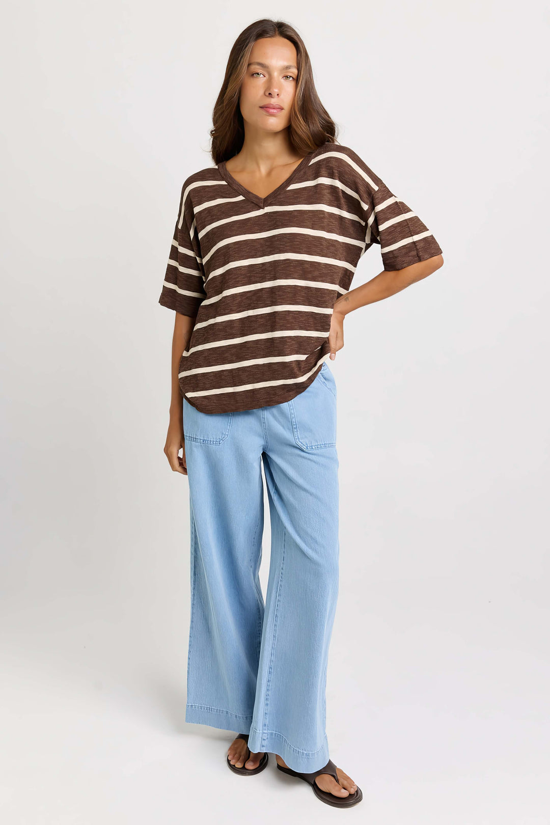 Betty Basics - Aries V-Neck Top Chocolate