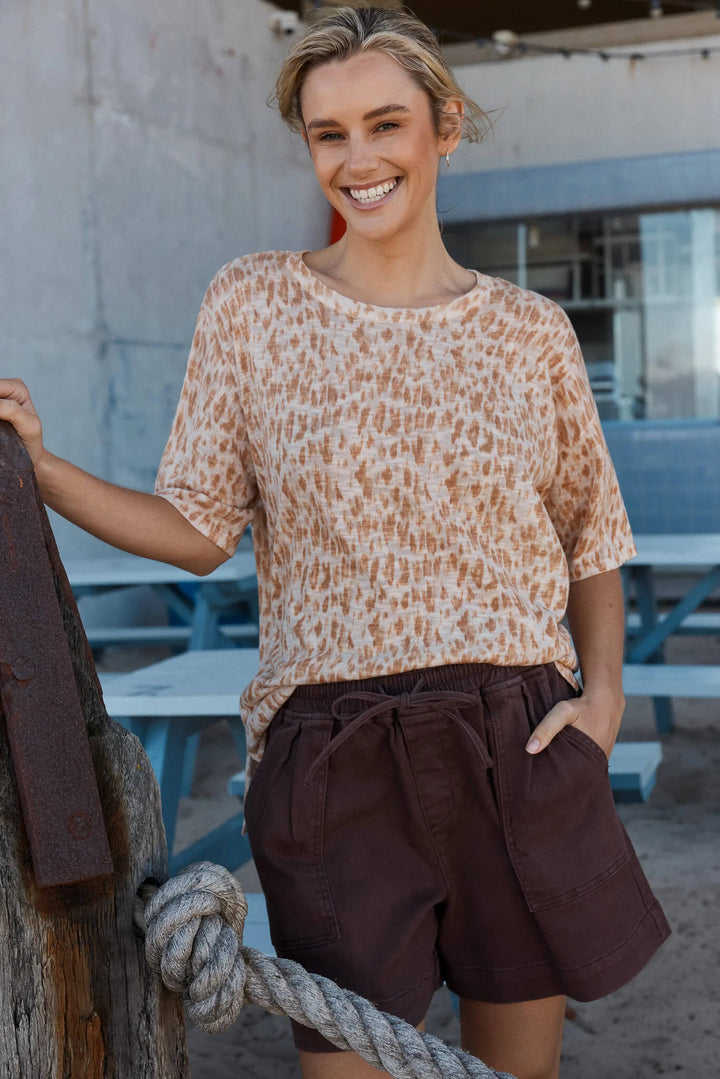 Betty Basics - Quinn Short Chocolate