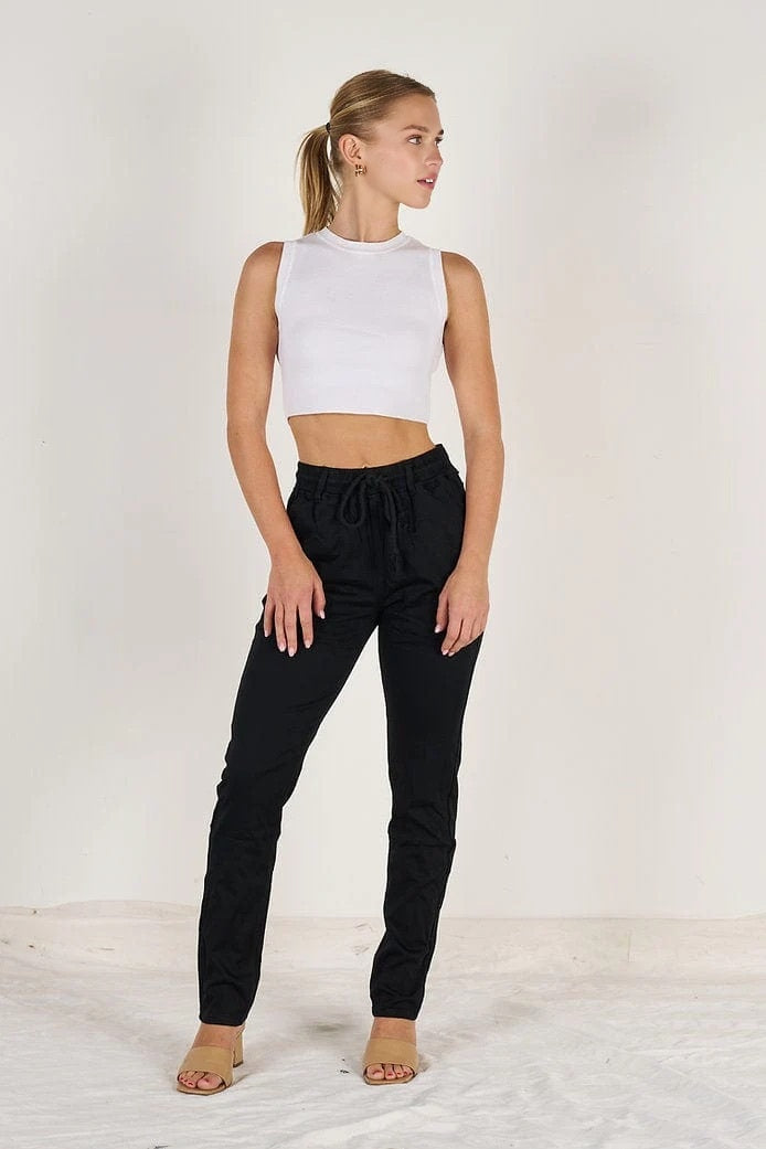 Casey Chino Black