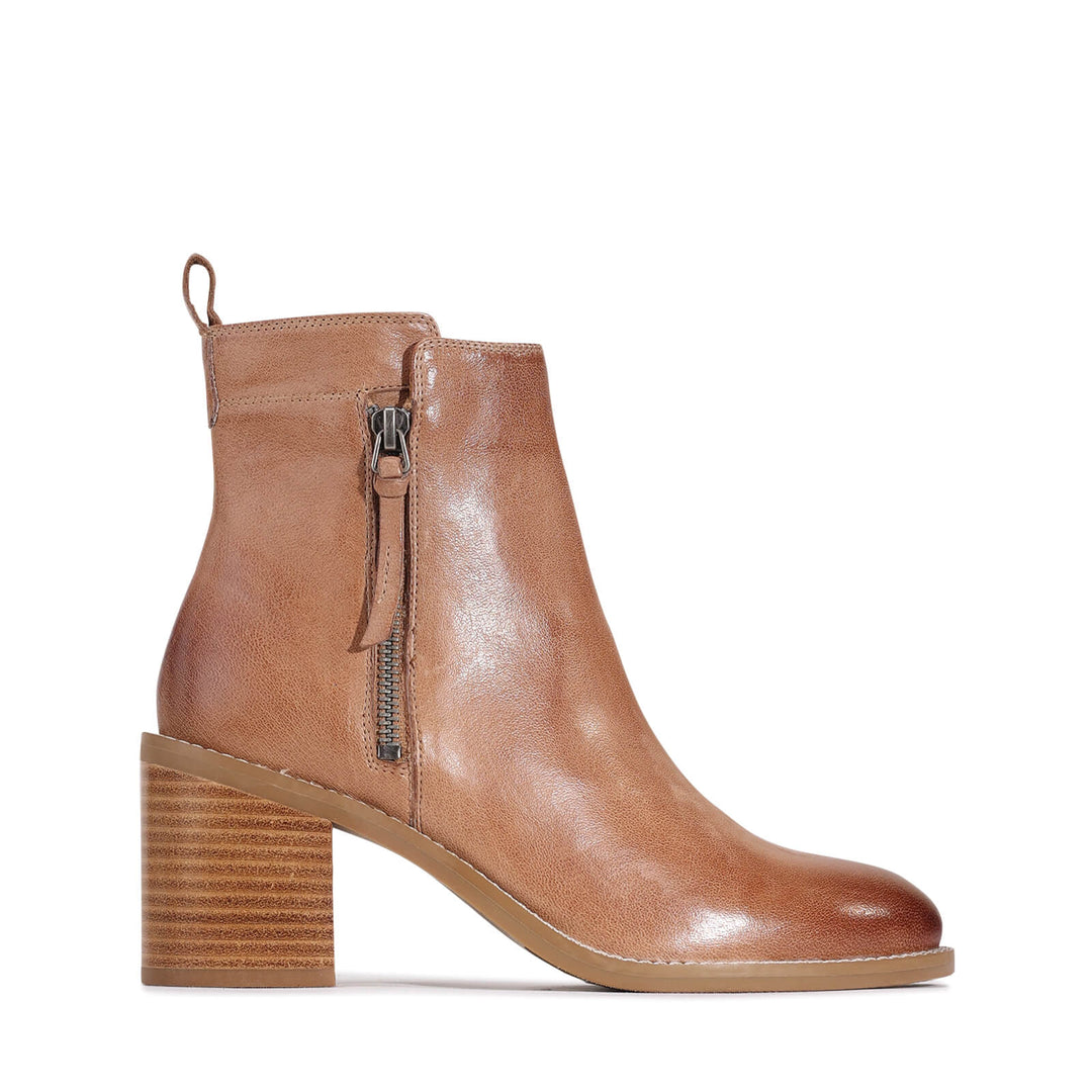 EOS - Charity Leather Ankle Boot Latte