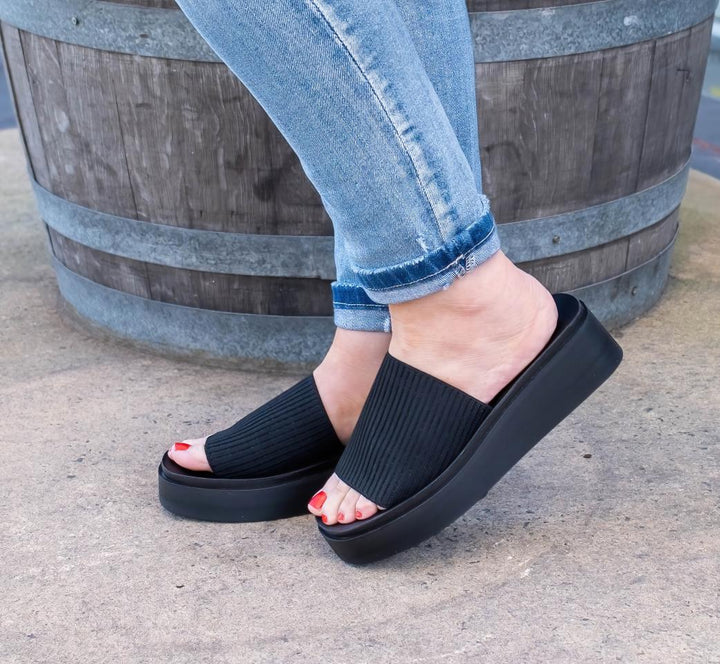 Los Cabos - Pass Wedge Slide Black