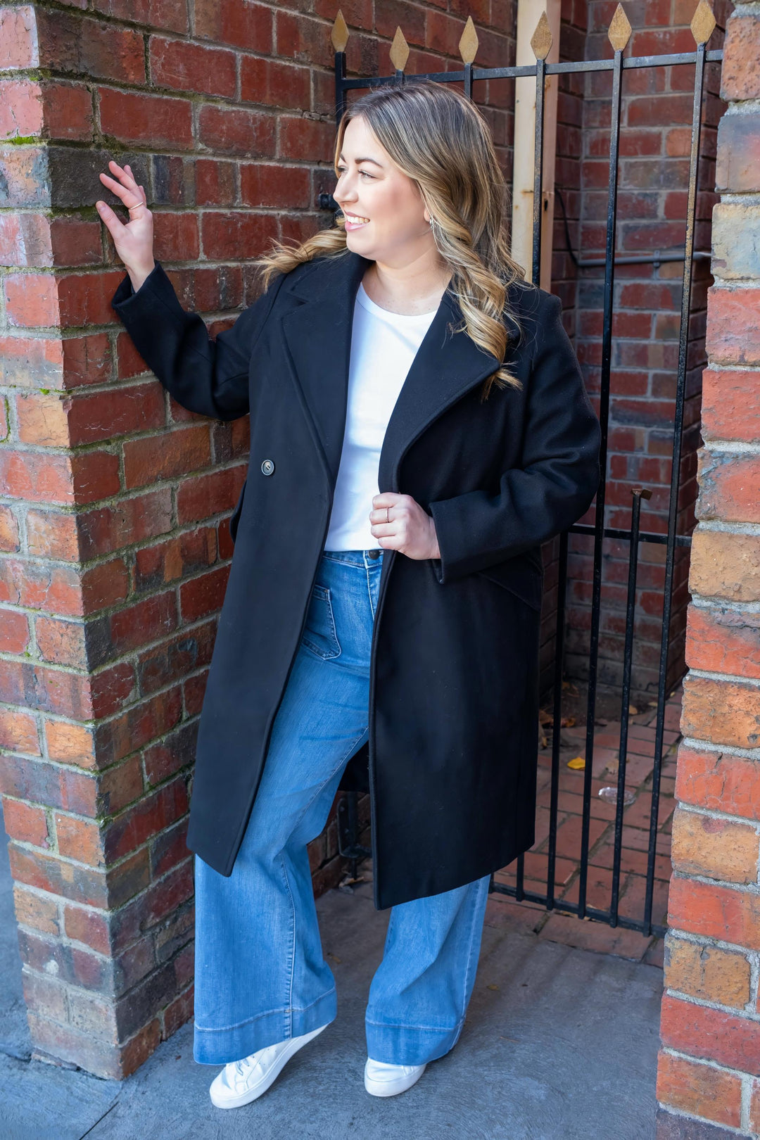 Iris Coat Black