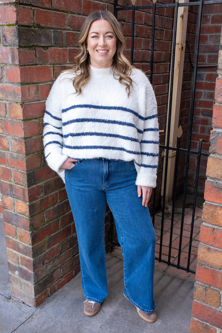 Steph Knit White / Navy