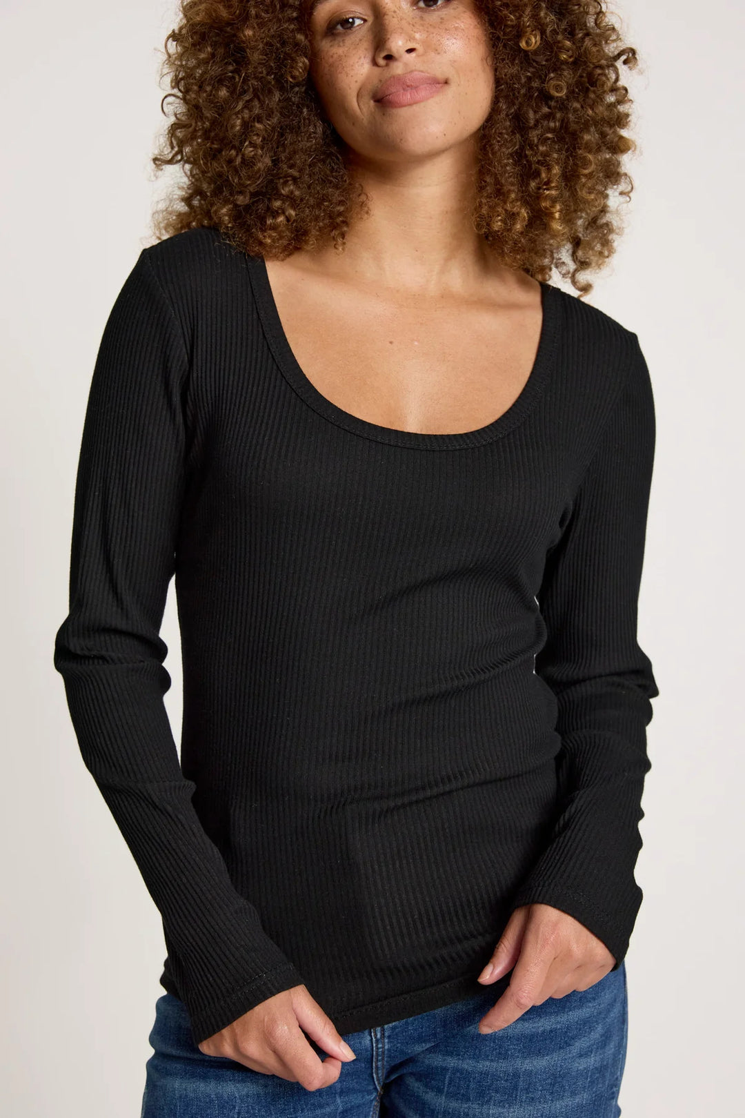 Eb &amp; Ive - Plage Long Sleeve Tshirt Black