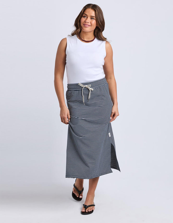 Elm - Travel Skirt Navy / Stripe