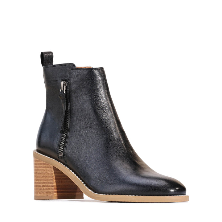 EOS - Charity Leather Ankle Boot Nero