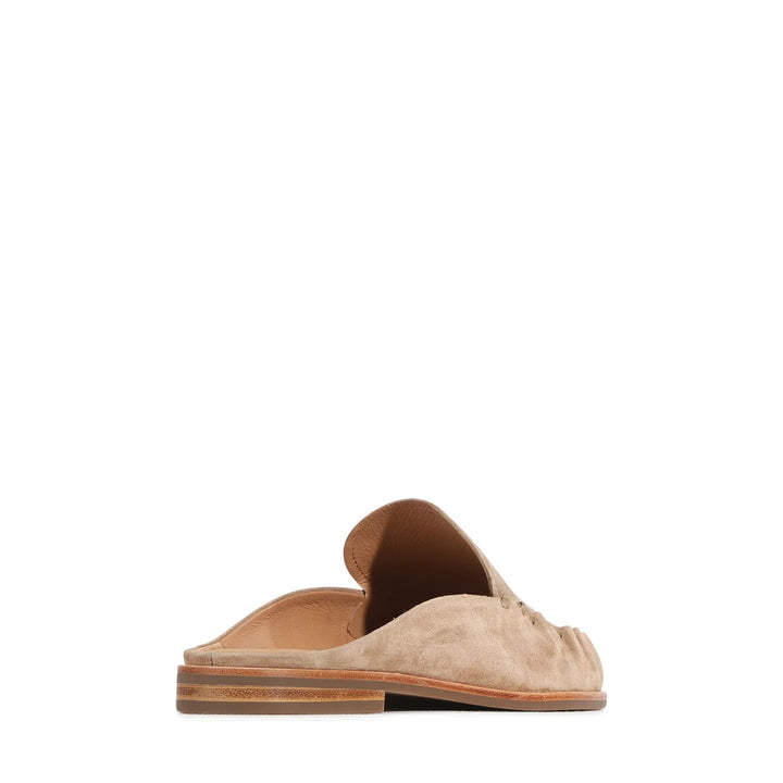 EOS - Mocc Suede Mule / Loafer Latte