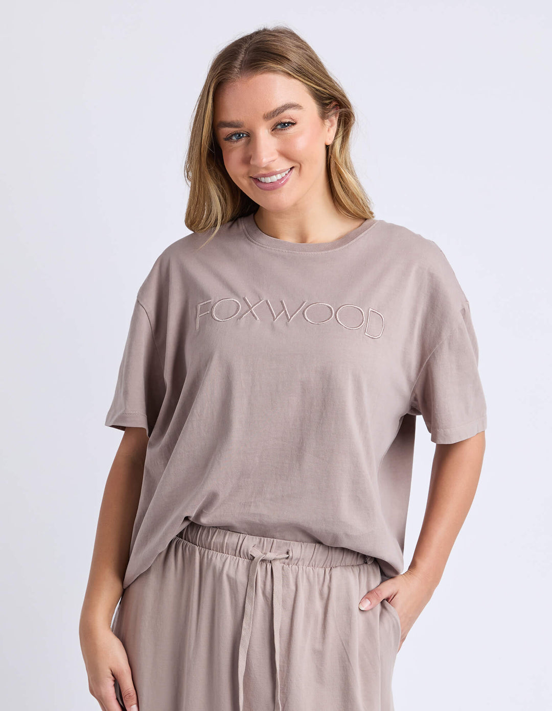 Foxwood - Simplified Tee Brown