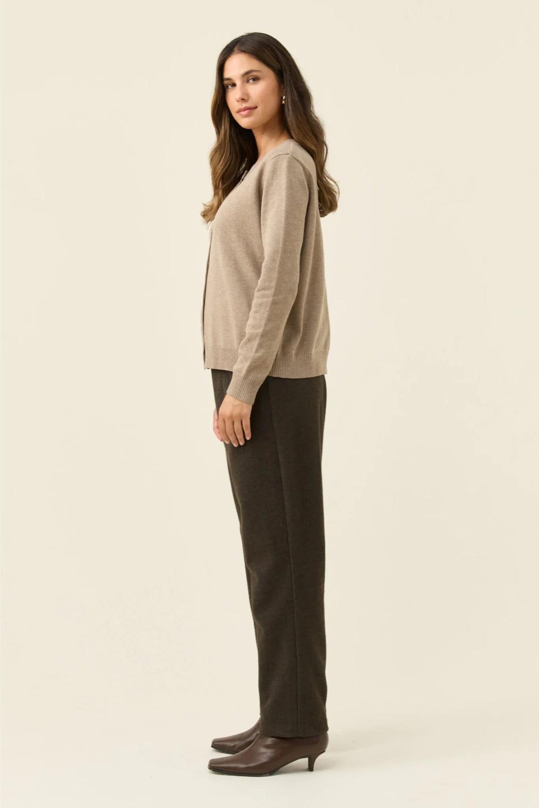 Isle Of Mine - Darby Cardigan Stone