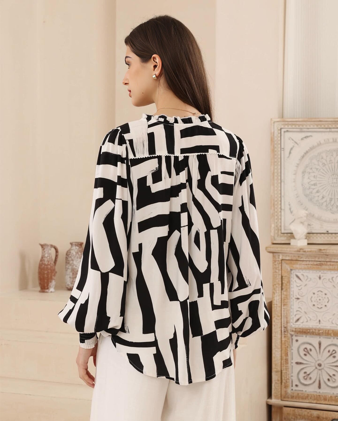 Juliet Blouse White / Black