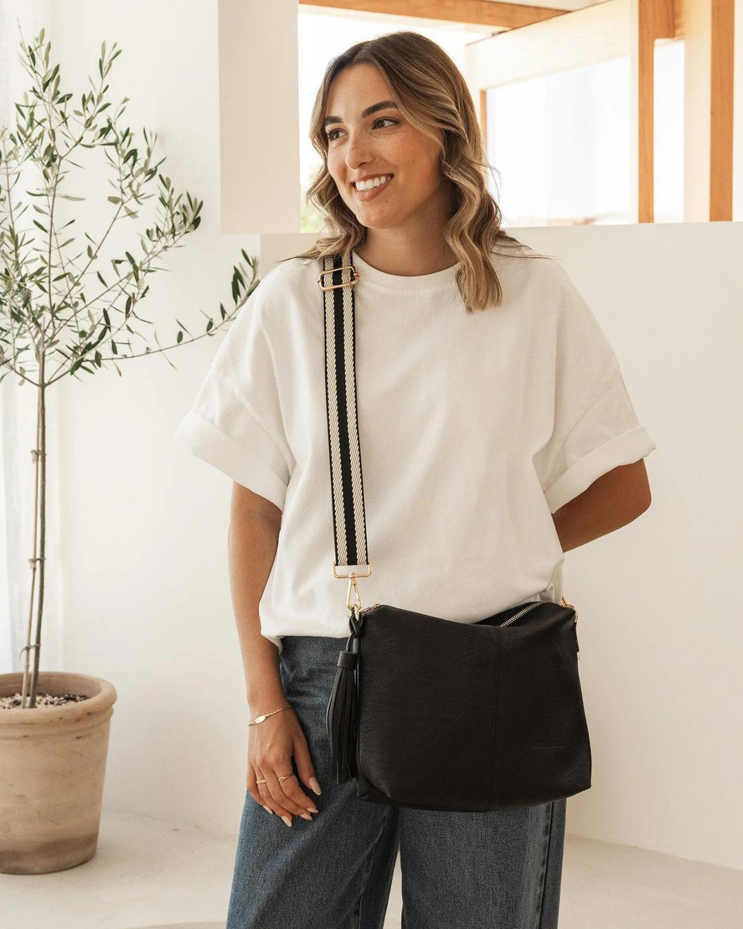 Louenhide - Daisy Stripe Crossbody Black
