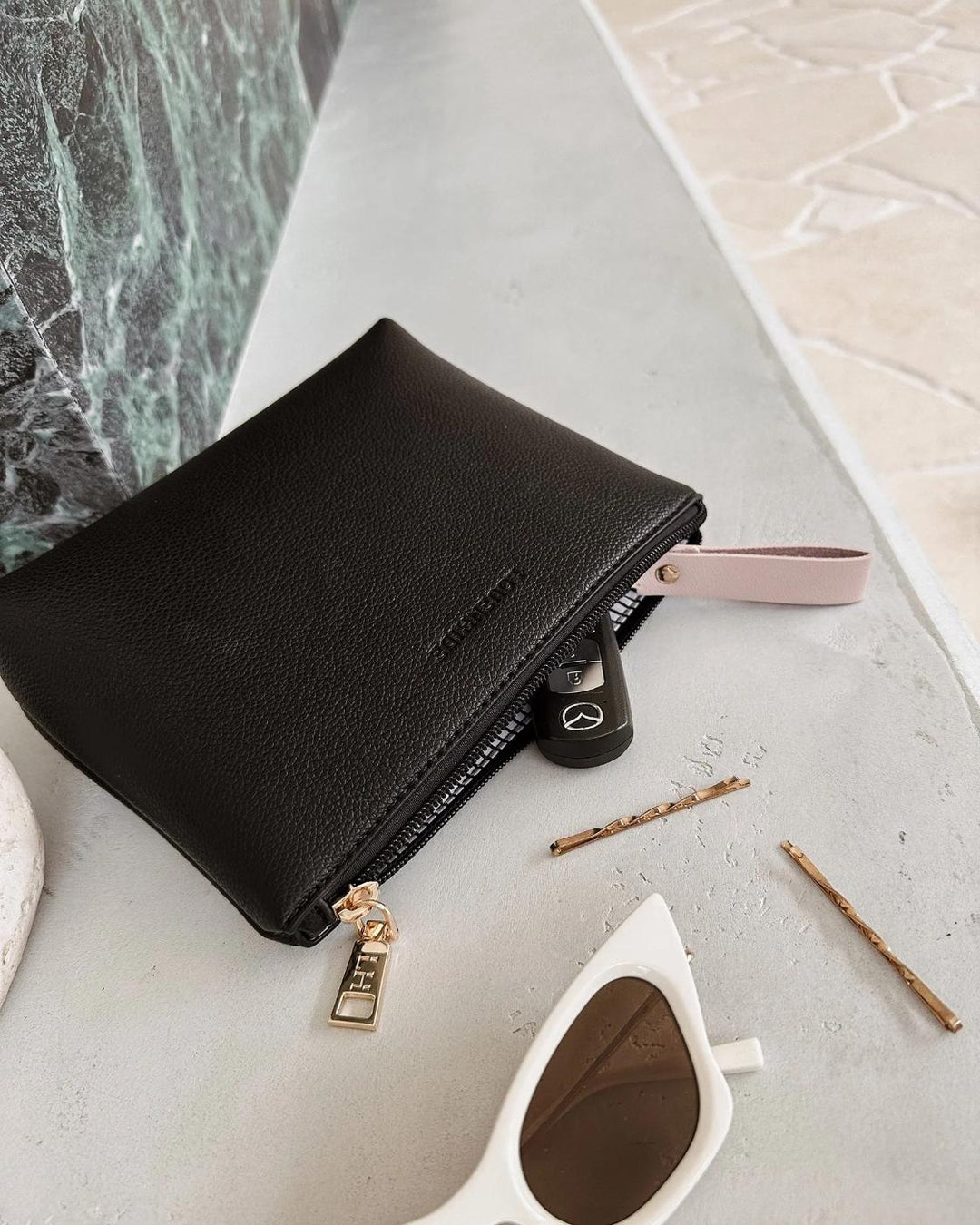 Louenhide - The Everyday Pouch Black