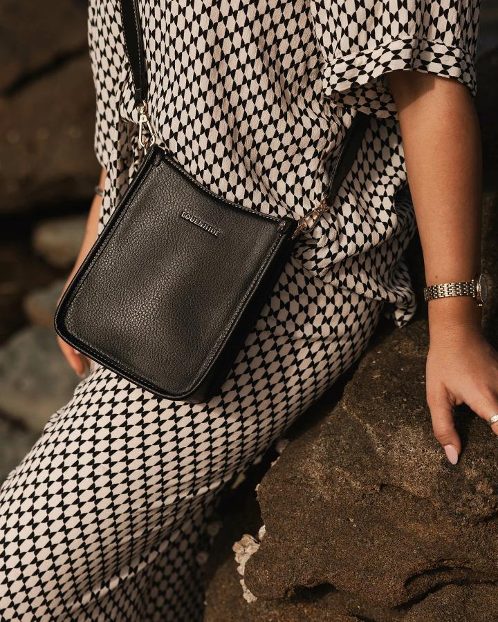 Louenhide - Parker Logo Phone Bag Black