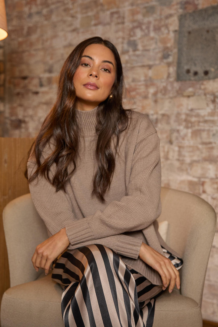 Stella + Gemma - Tessa Knit Platinum