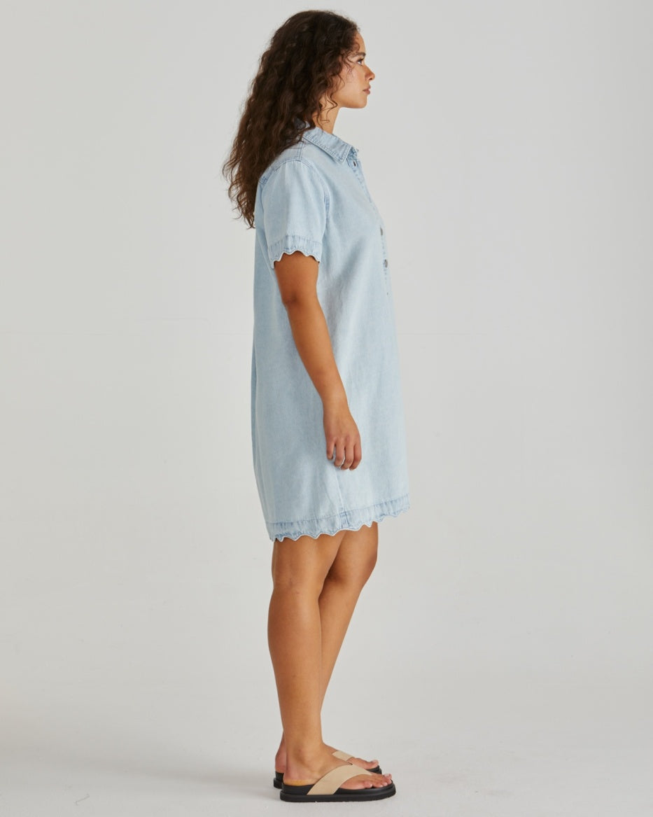 Sass - Vale Scalloped Denim Dress Bleach
