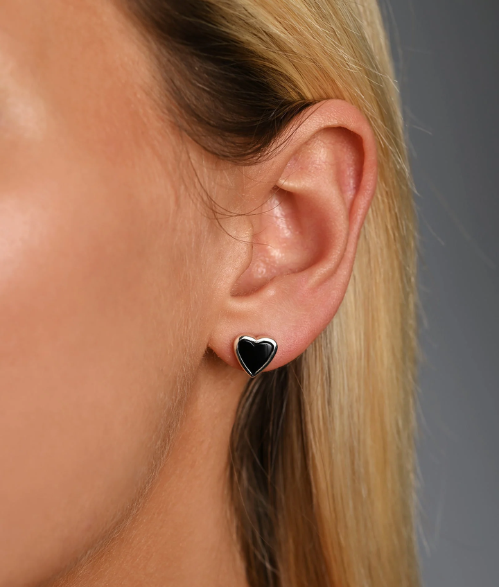 Von Treskow - Mini Black Onyx Heart Studs